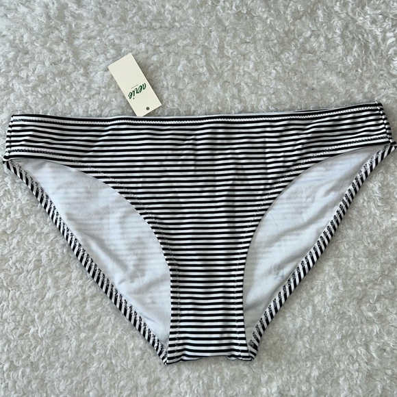 Aerie Classic Bikini Bottoms Black & White Stripped Small NWT - Picture 1 of 4